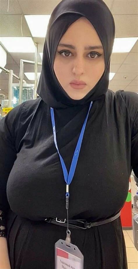 Medimyclai (big tits)